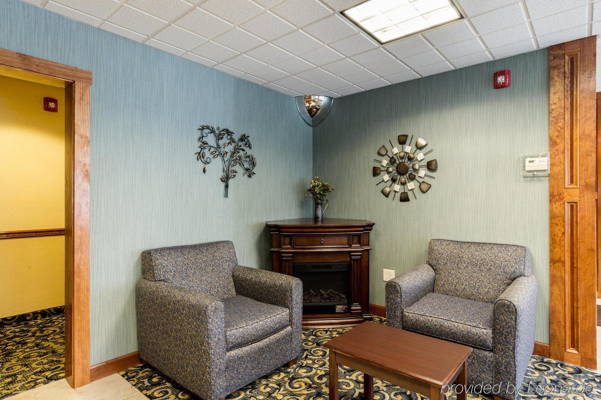 Towneplace Suites By Marriott Hadley Amherst ภายนอก รูปภาพ
