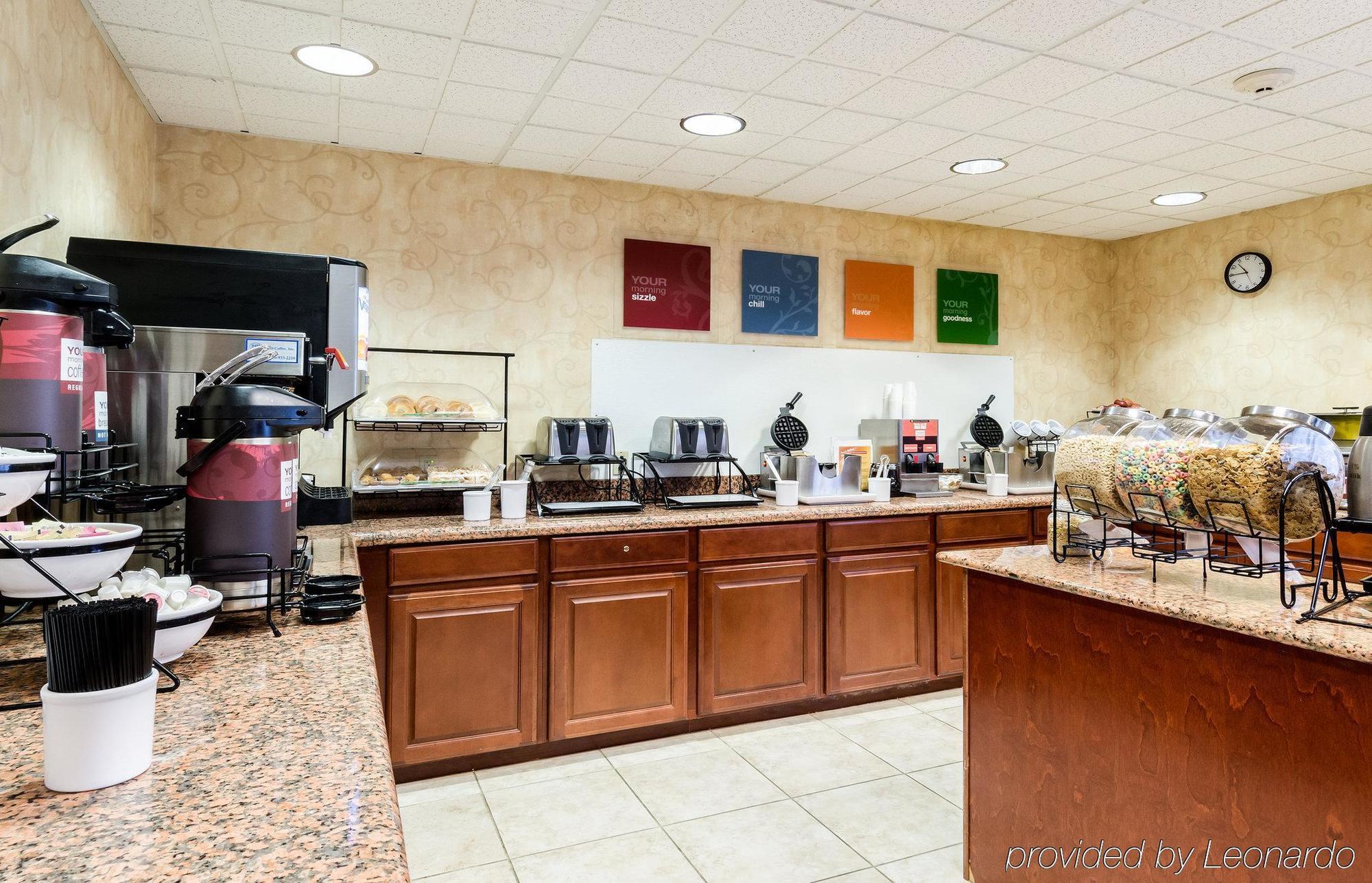 Towneplace Suites By Marriott Hadley Amherst ภายนอก รูปภาพ